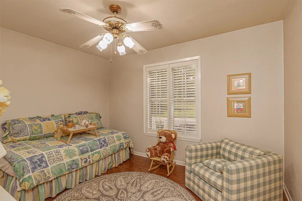 4160 Fm 513 S Lone Oak TX 75453