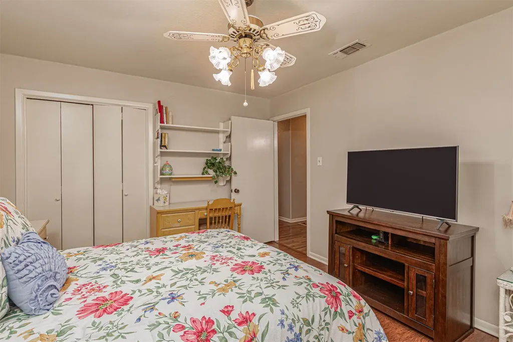 4160 Fm 513 S Lone Oak TX 75453