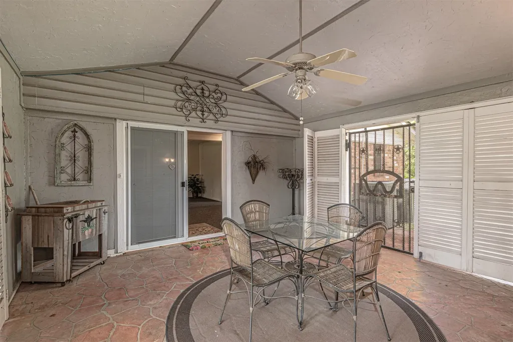 4160 Fm 513 S Lone Oak TX 75453