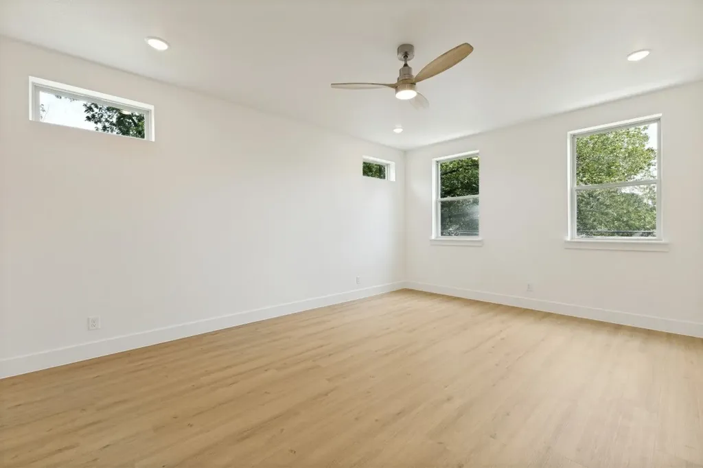 2416 Pennsylvania Avenue Dallas TX 75215