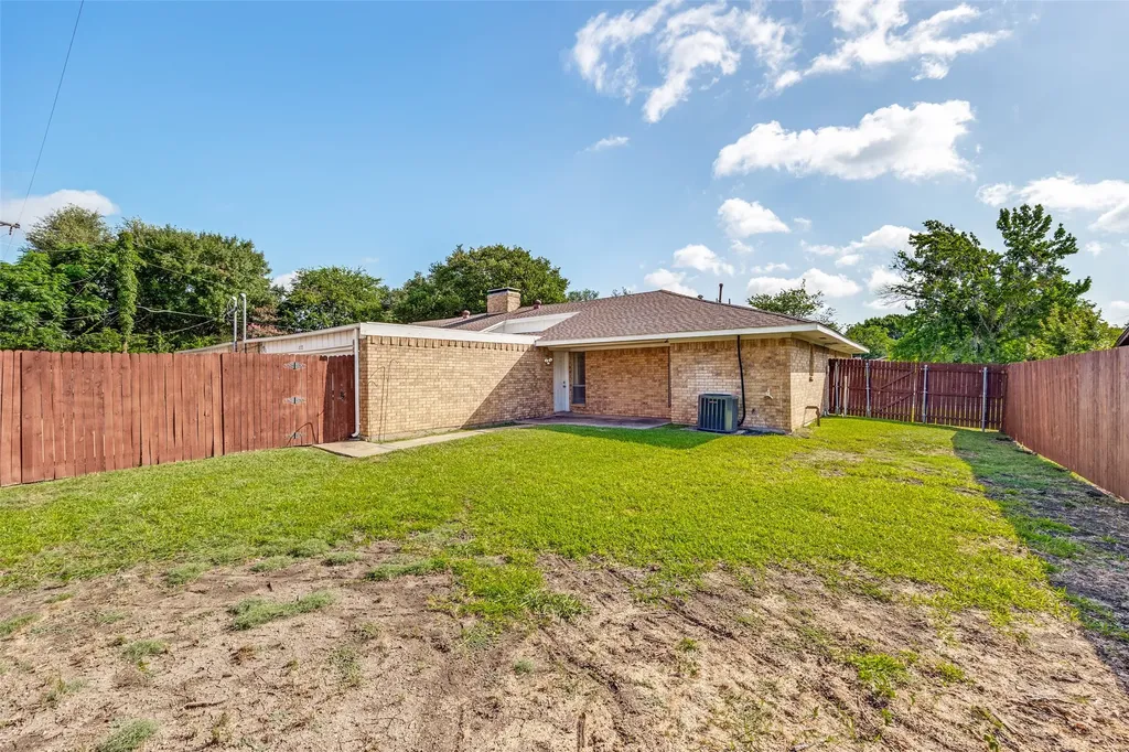 2719 Forest Grove Drive Richardson TX 75080