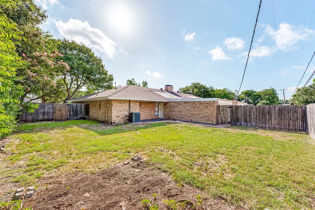 2719 Forest Grove Drive Richardson TX 75080