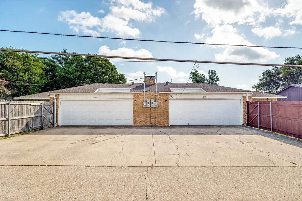 2719 Forest Grove Drive Richardson TX 75080