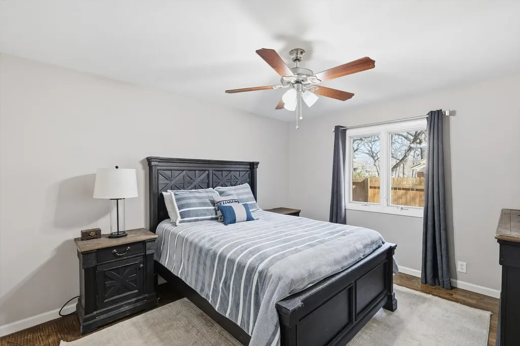 2703 Chinquapin Oak Lane Arlington TX 76012