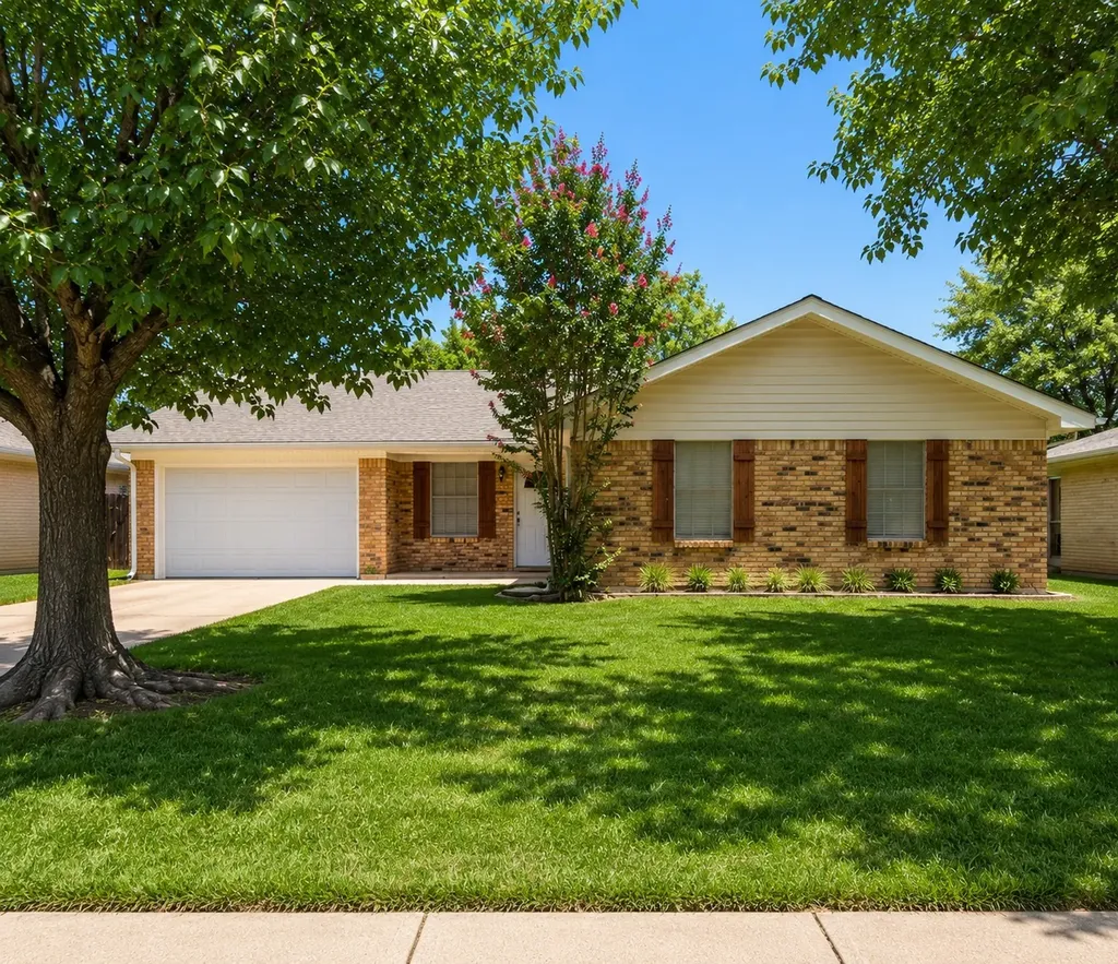 900 Prestwick Street Bedford TX 76022