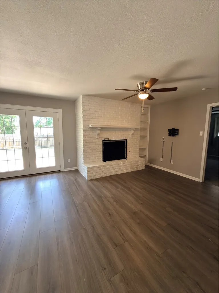900 Prestwick Street Bedford TX 76022