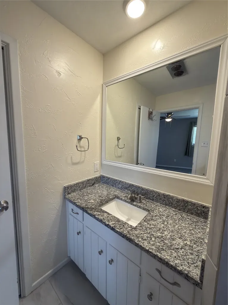 900 Prestwick Street Bedford TX 76022