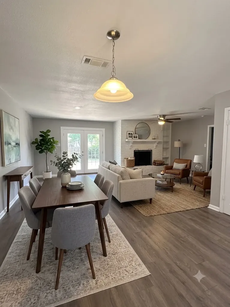 900 Prestwick Street Bedford TX 76022
