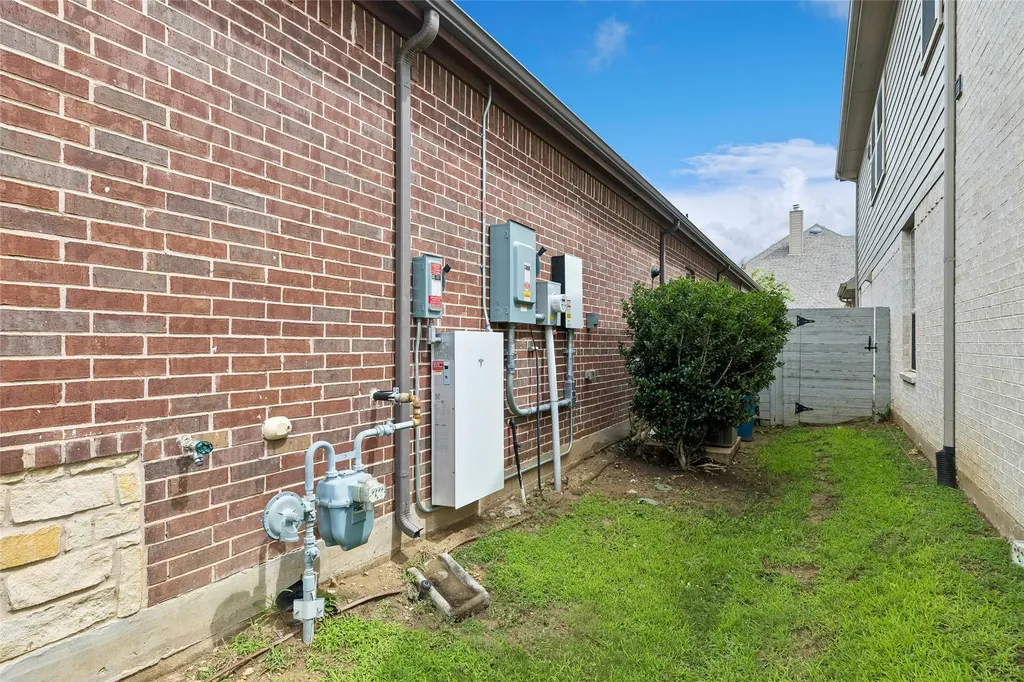 1509 11th Street Argyle TX 76226