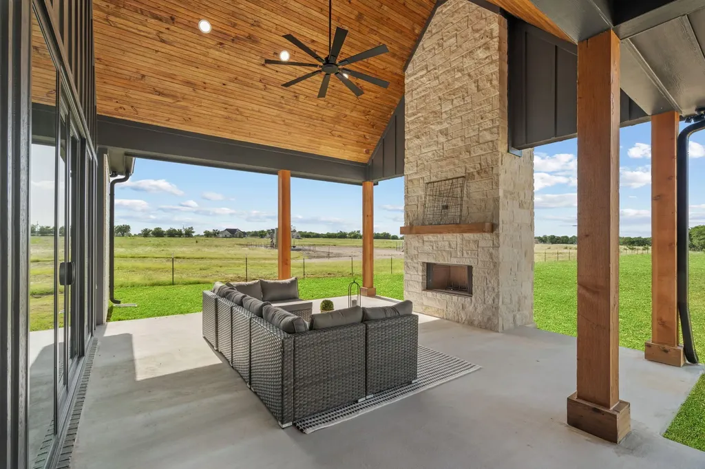 12160 Riek Road Krum TX 76249