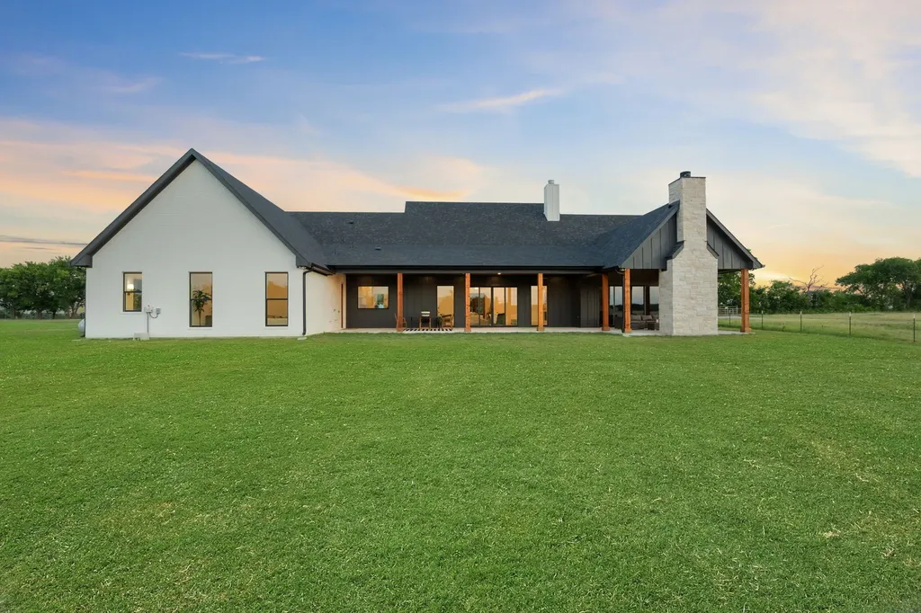 12160 Riek Road Krum TX 76249