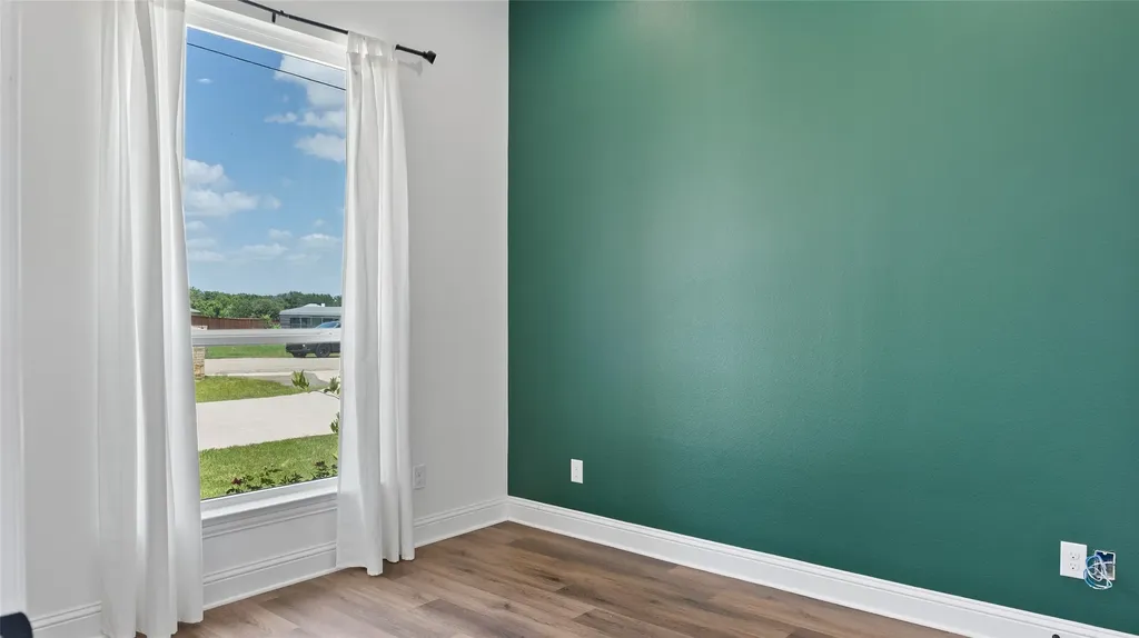 8224 Harvest Drive Grandview TX 76050