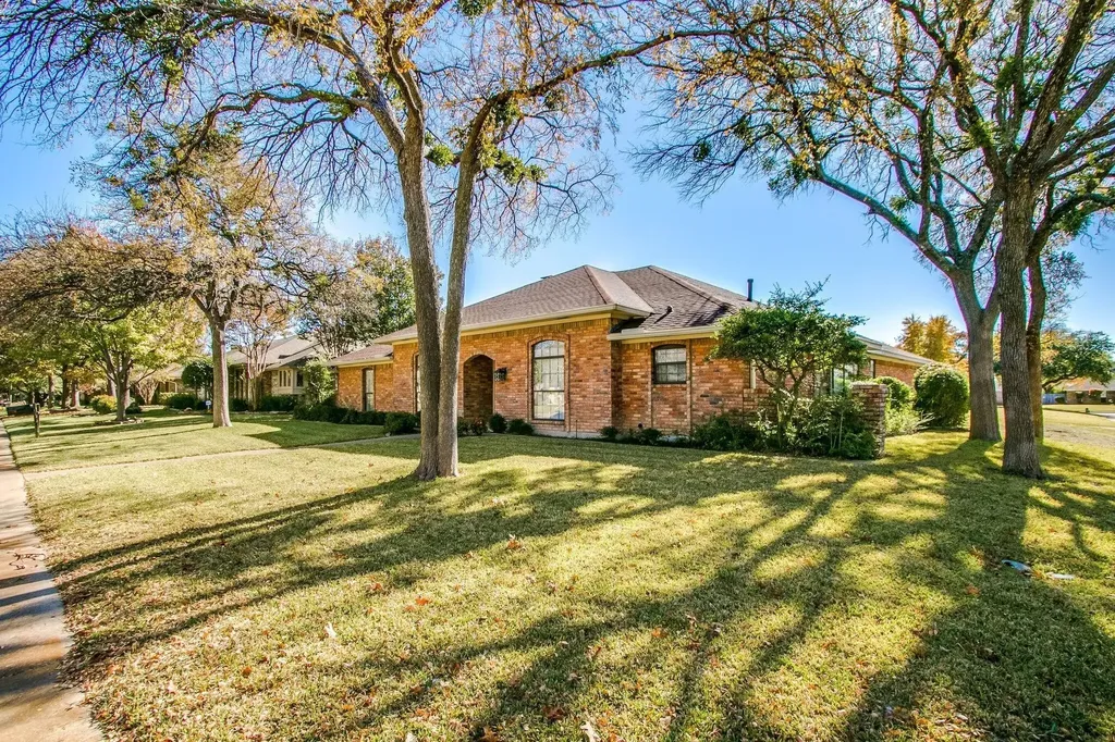 10102 Cherry Tree Drive Dallas TX 75243