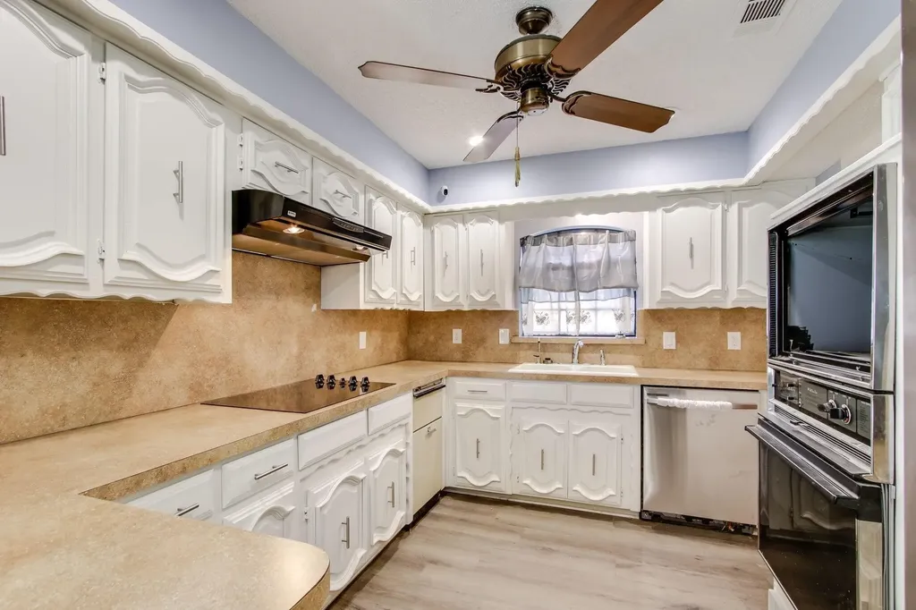 10102 Cherry Tree Drive Dallas TX 75243