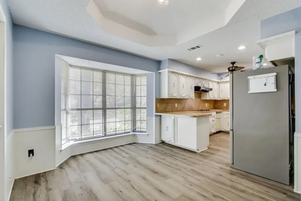 10102 Cherry Tree Drive Dallas TX 75243