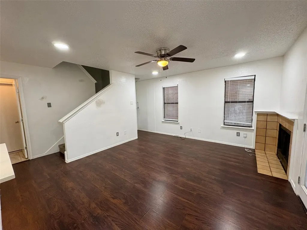 1607 Horizon Street Duncanville TX 75137