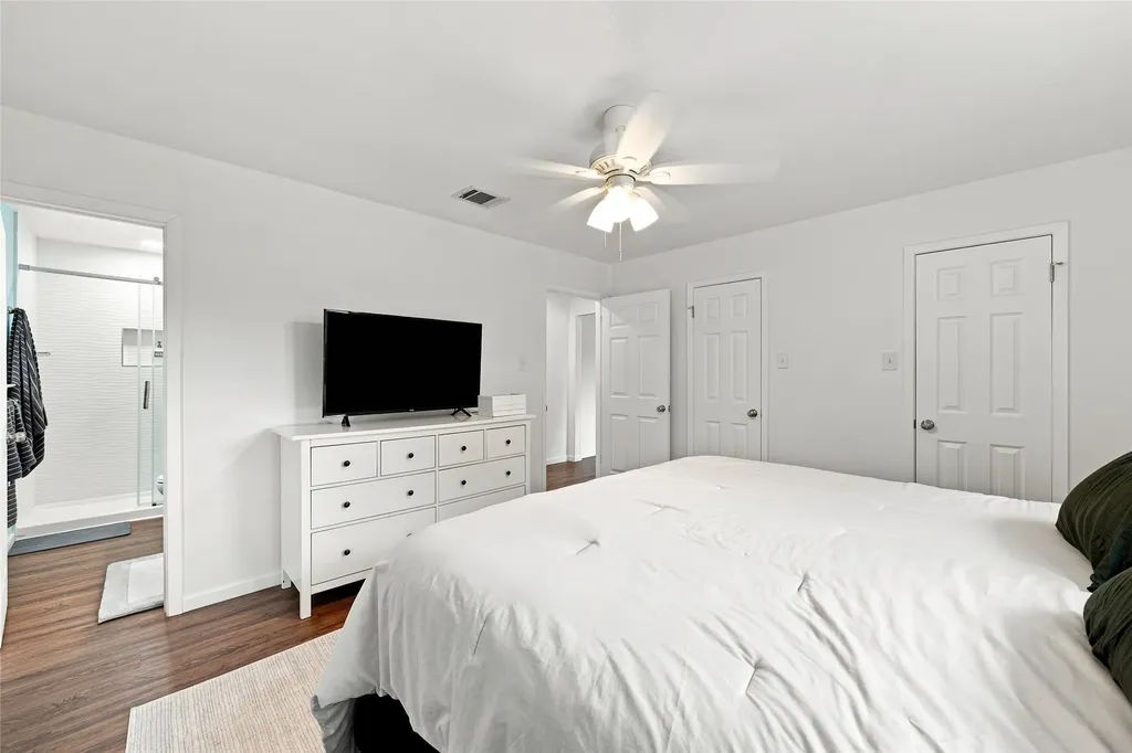308 Oakwood Lane Hewitt TX 76643