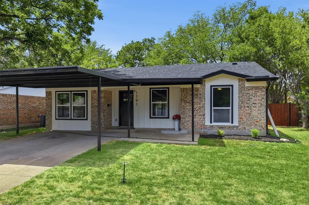 1791 Tyson Street Blue Mound TX 76131
