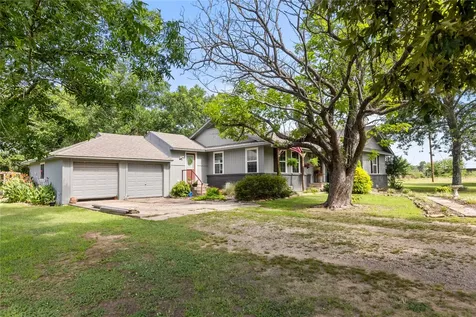 2461 County Road 44800 Blossom TX 75416