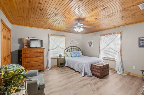 2461 County Road 44800 Blossom TX 75416
