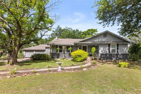 2461 County Road 44800 Blossom TX 75416