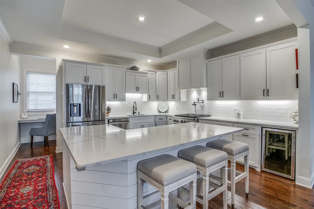 4301 Mckinney Avenue Dallas TX 75205