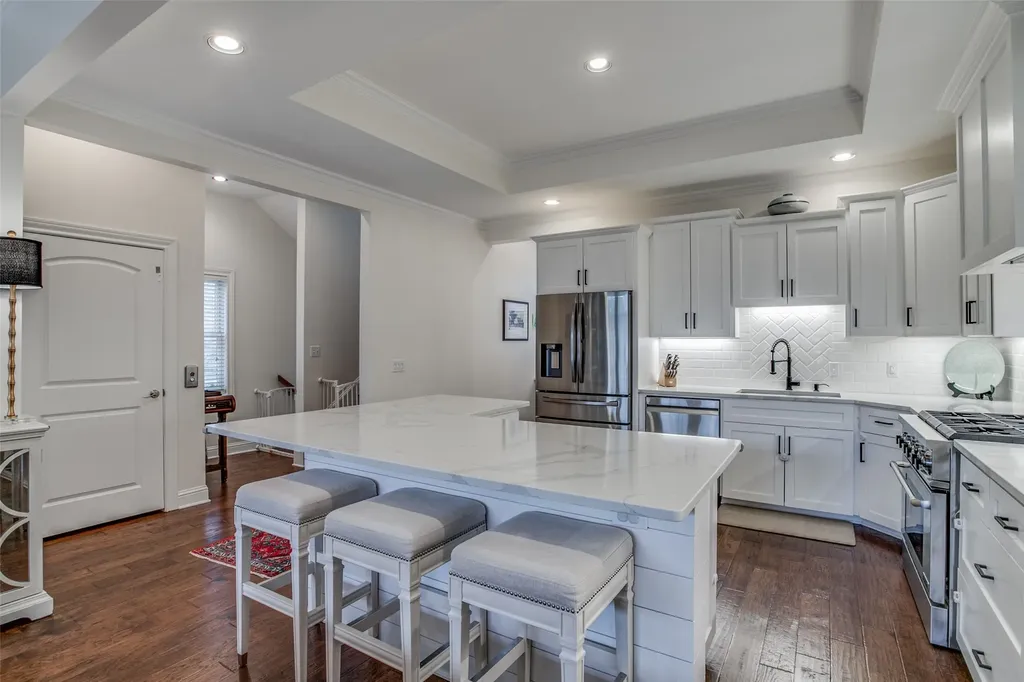 4301 Mckinney Avenue Dallas TX 75205