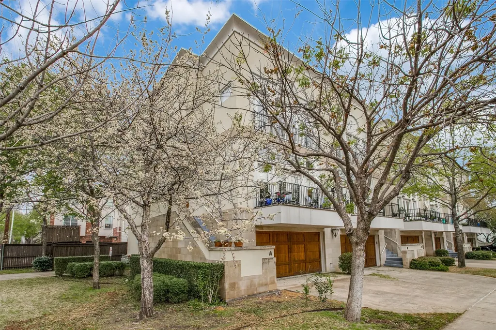 4301 Mckinney Avenue Dallas TX 75205