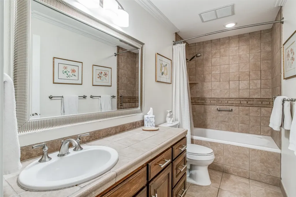 4301 Mckinney Avenue Dallas TX 75205