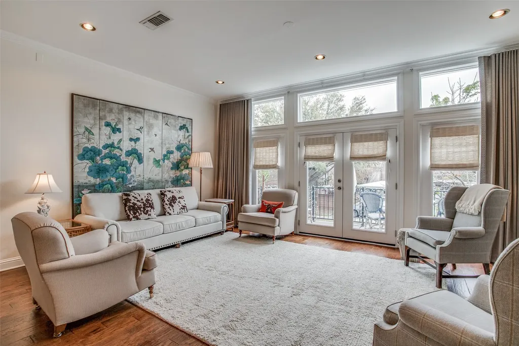 4301 Mckinney Avenue Dallas TX 75205