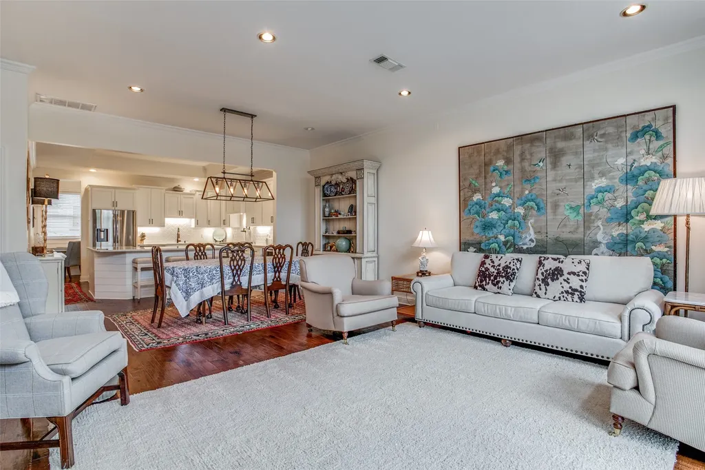 4301 Mckinney Avenue Dallas TX 75205