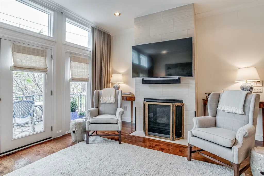 4301 Mckinney Avenue Dallas TX 75205