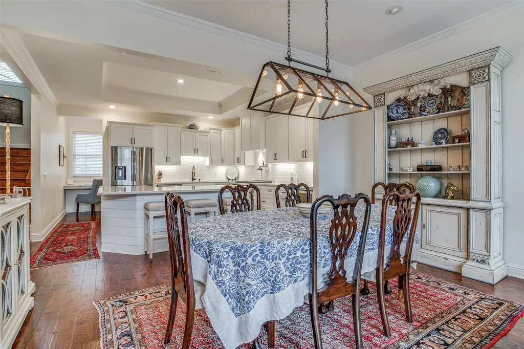 4301 Mckinney Avenue Dallas TX 75205