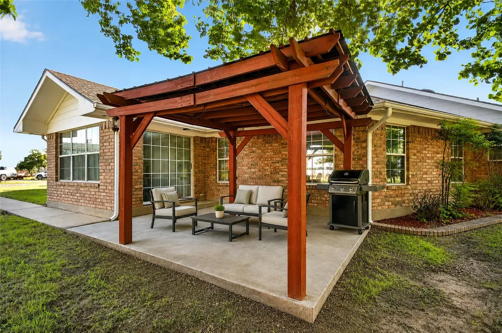 1612 White Mound Road Sherman TX 75090