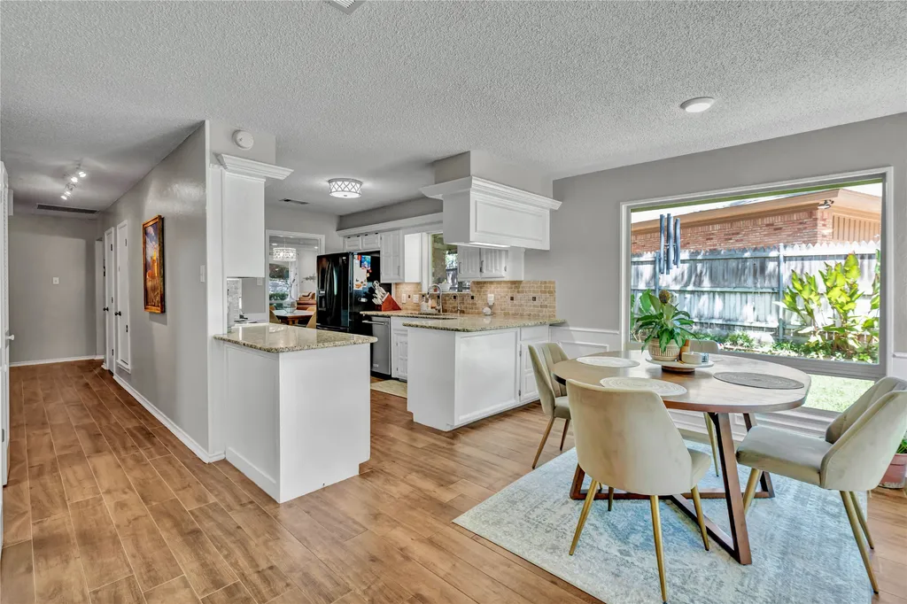 1830 Rhinevalley Drive Arlington TX 76012