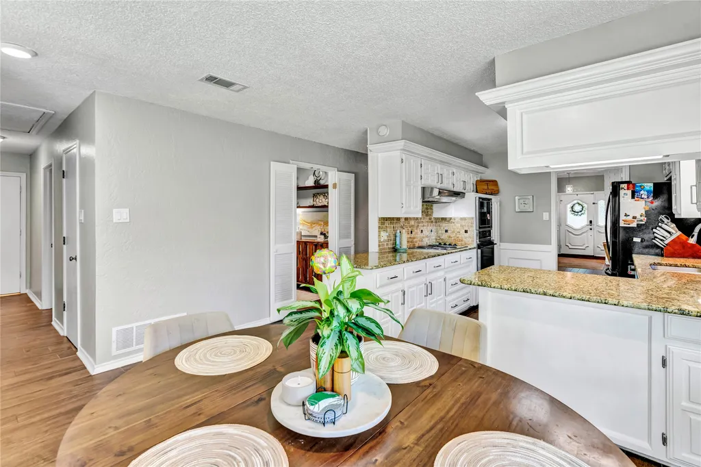 1830 Rhinevalley Drive Arlington TX 76012