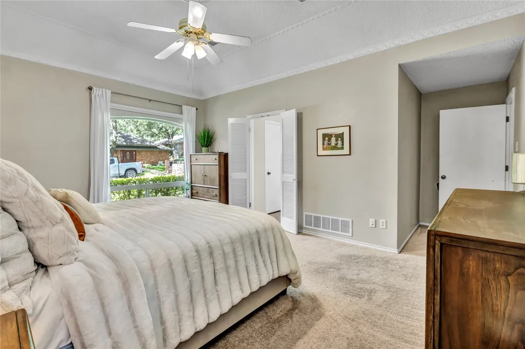 1830 Rhinevalley Drive Arlington TX 76012