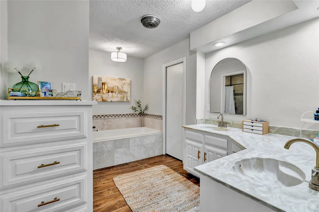 1830 Rhinevalley Drive Arlington TX 76012