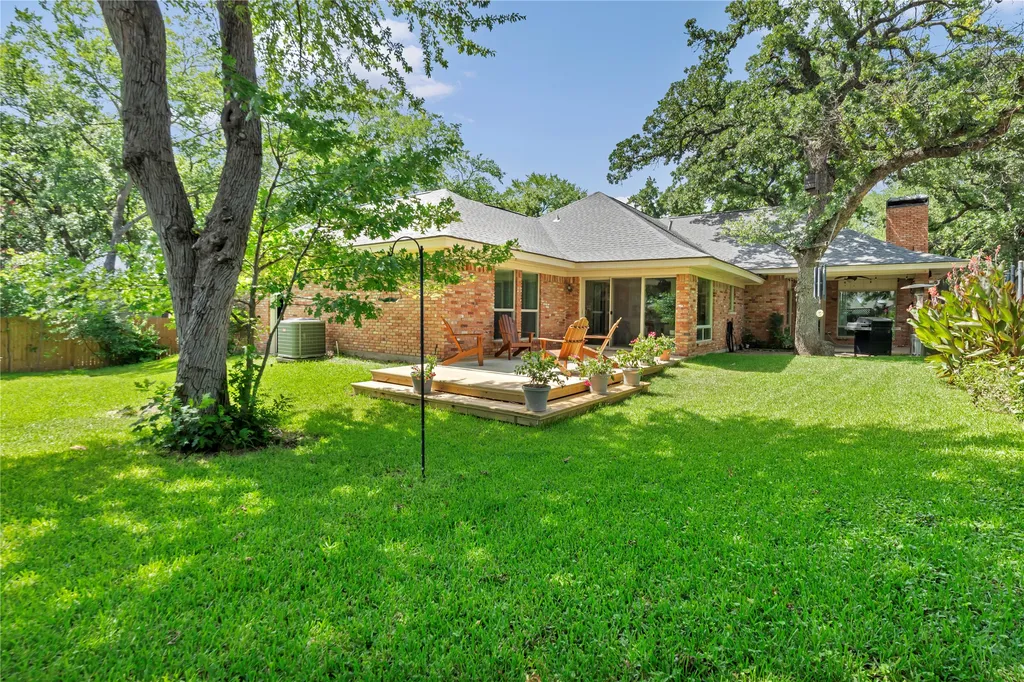 1830 Rhinevalley Drive Arlington TX 76012