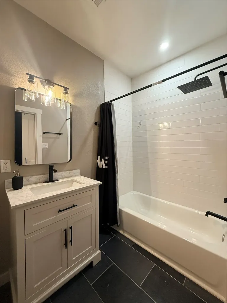 1920 S 18th Street Waco TX 76706