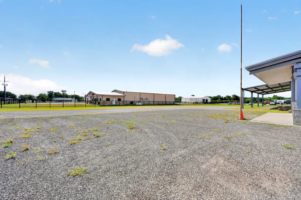 4612 County Road 2200 Greenville TX 75402