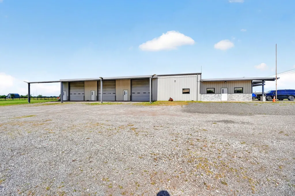 4612 County Road 2200 Greenville TX 75402