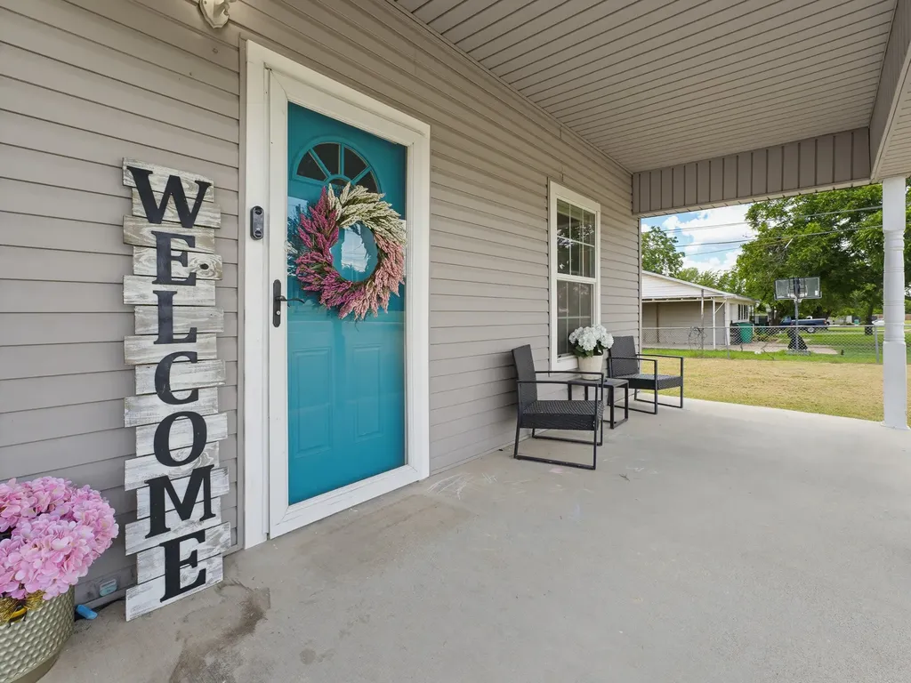 180 Trail Drive Bowie TX 76230