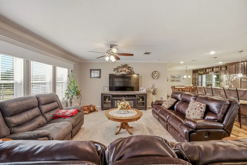 2914 Oak Court Granbury TX 76048