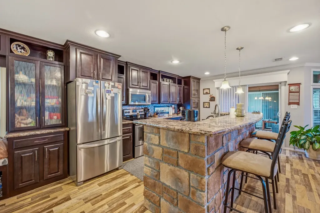 2914 Oak Court Granbury TX 76048