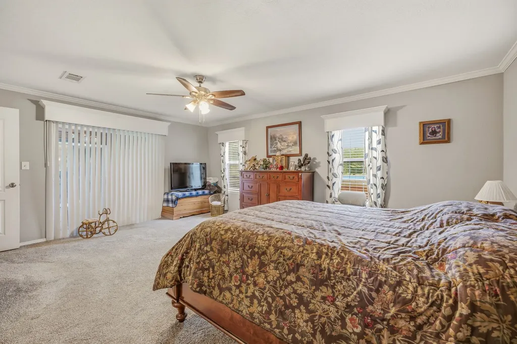2914 Oak Court Granbury TX 76048