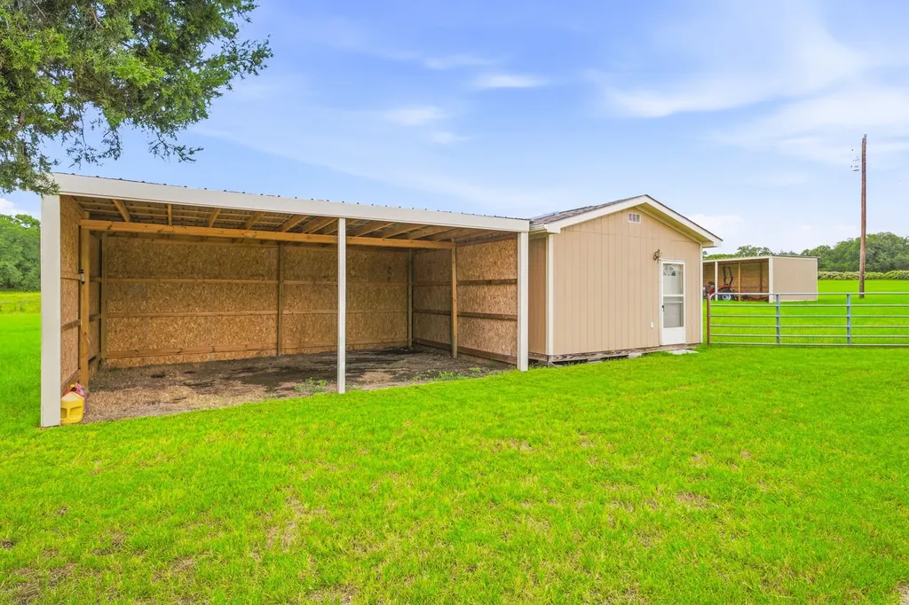 2914 Oak Court Granbury TX 76048