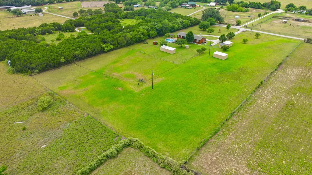 2914 Oak Court Granbury TX 76048