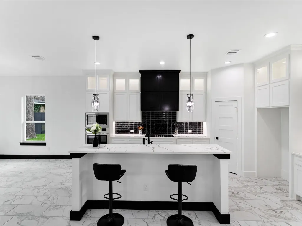 18508 Hickory Circle Kemp TX 75143