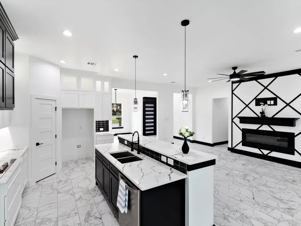 18508 Hickory Circle Kemp TX 75143